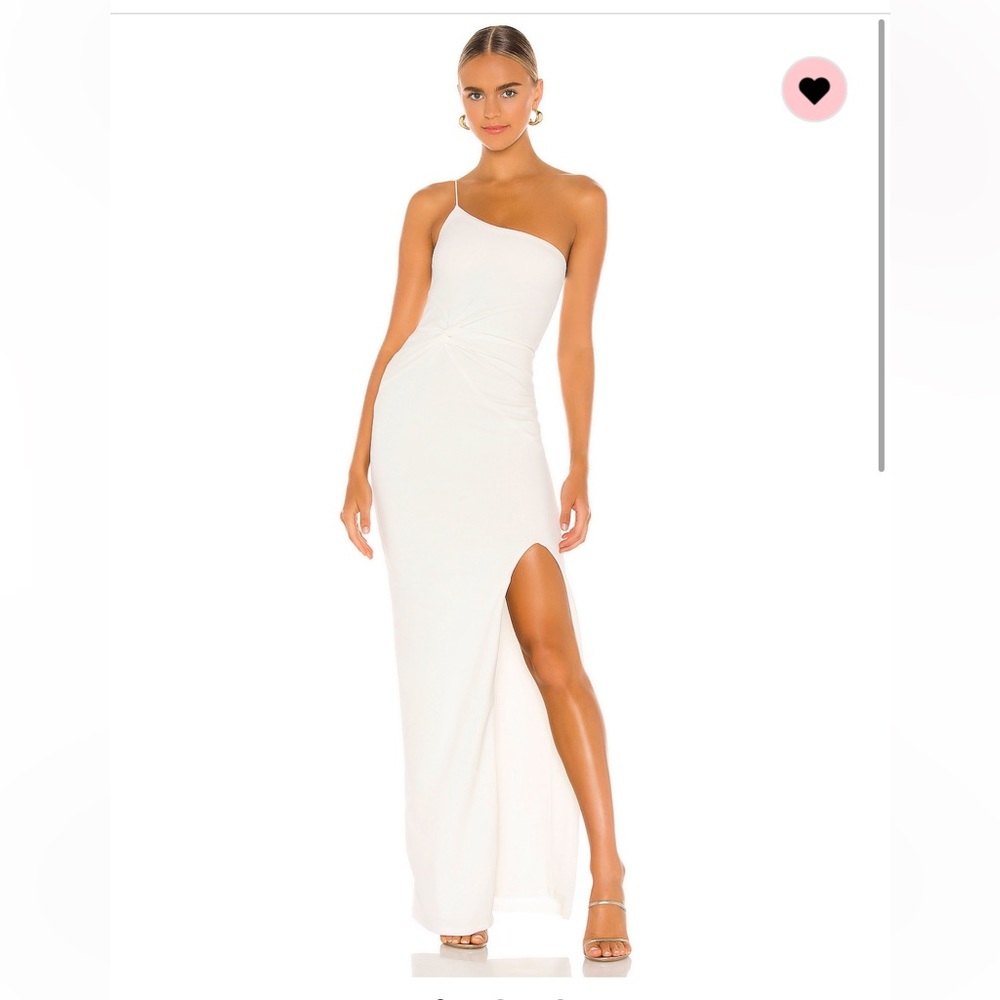 NOOKIE LUST ONE SHOULDER GOWN
Color: Ivory, Size: Small